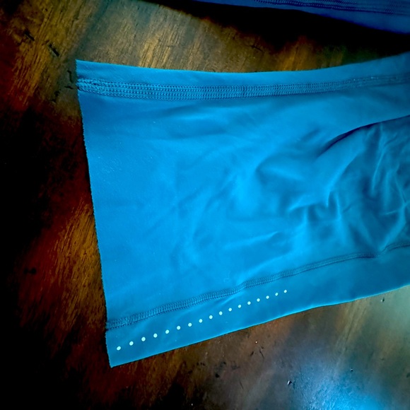 Lululemon Fast and Free 19” Leggings - Picture 2 of 4